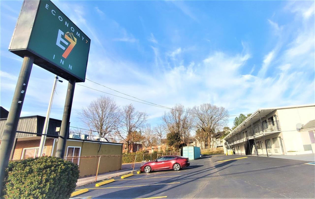 Economy 7 Inn- Newport News Ngoại thất bức ảnh