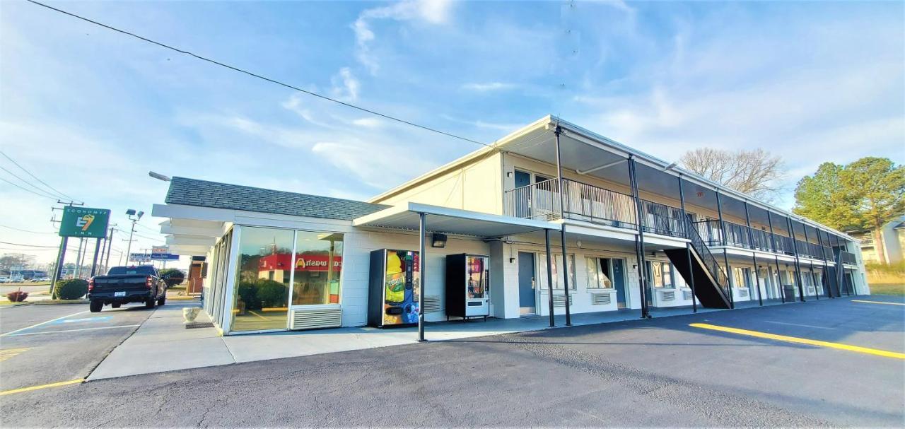 Economy 7 Inn- Newport News Ngoại thất bức ảnh